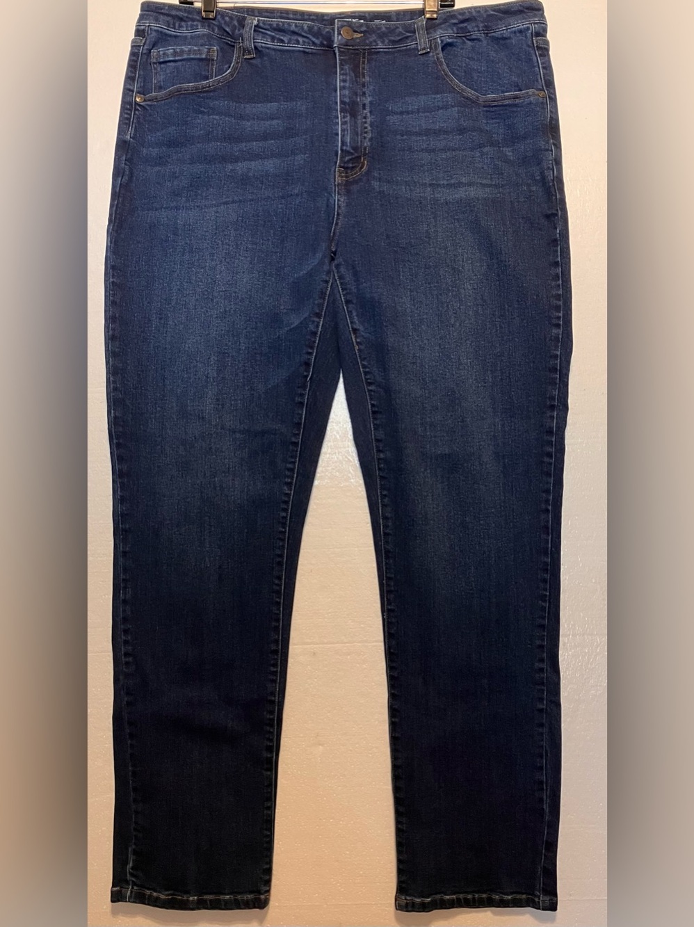 Southern Marsh Men’s 40x34 Straight-Leg Jeans in Dark Blue